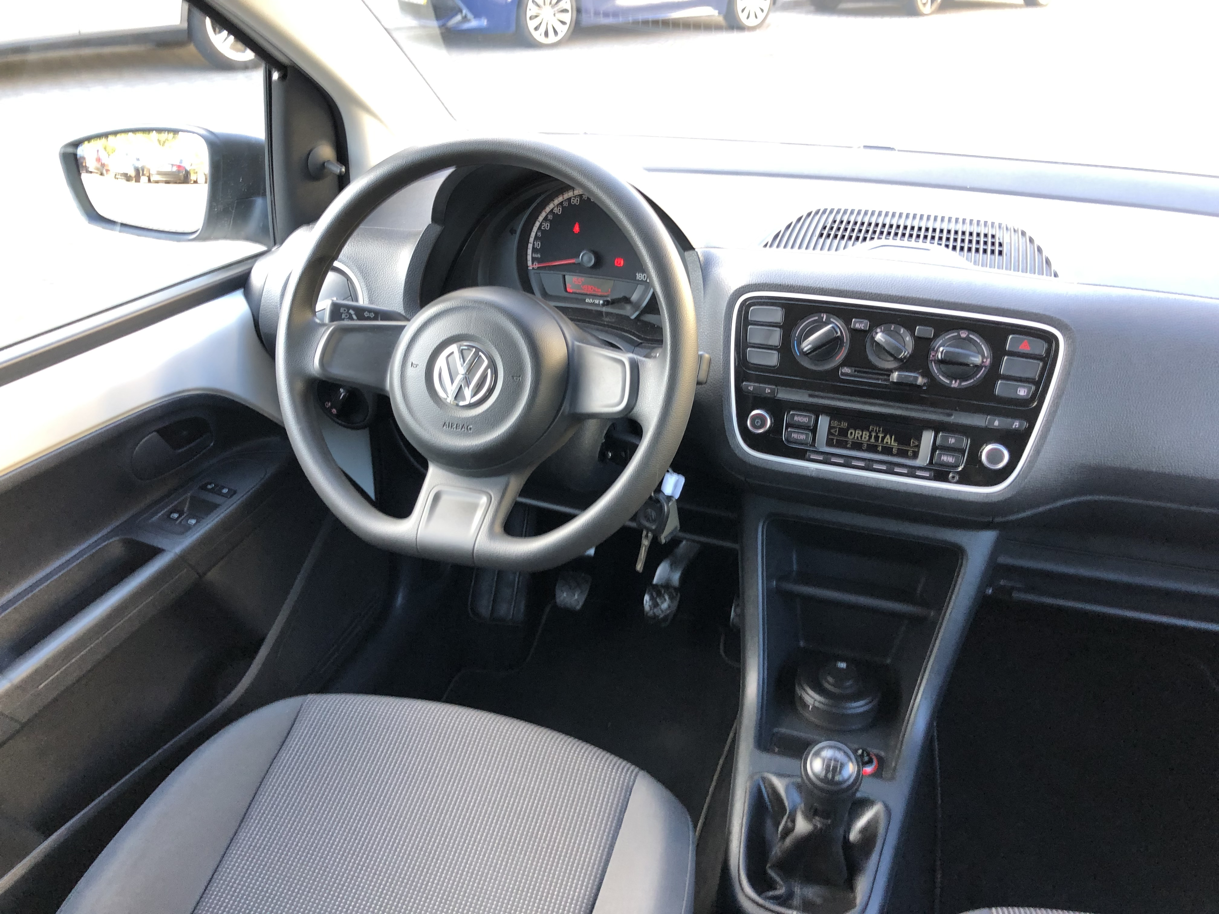 Volkswagen UP 1.0 BLUEMOTION MOVE UP